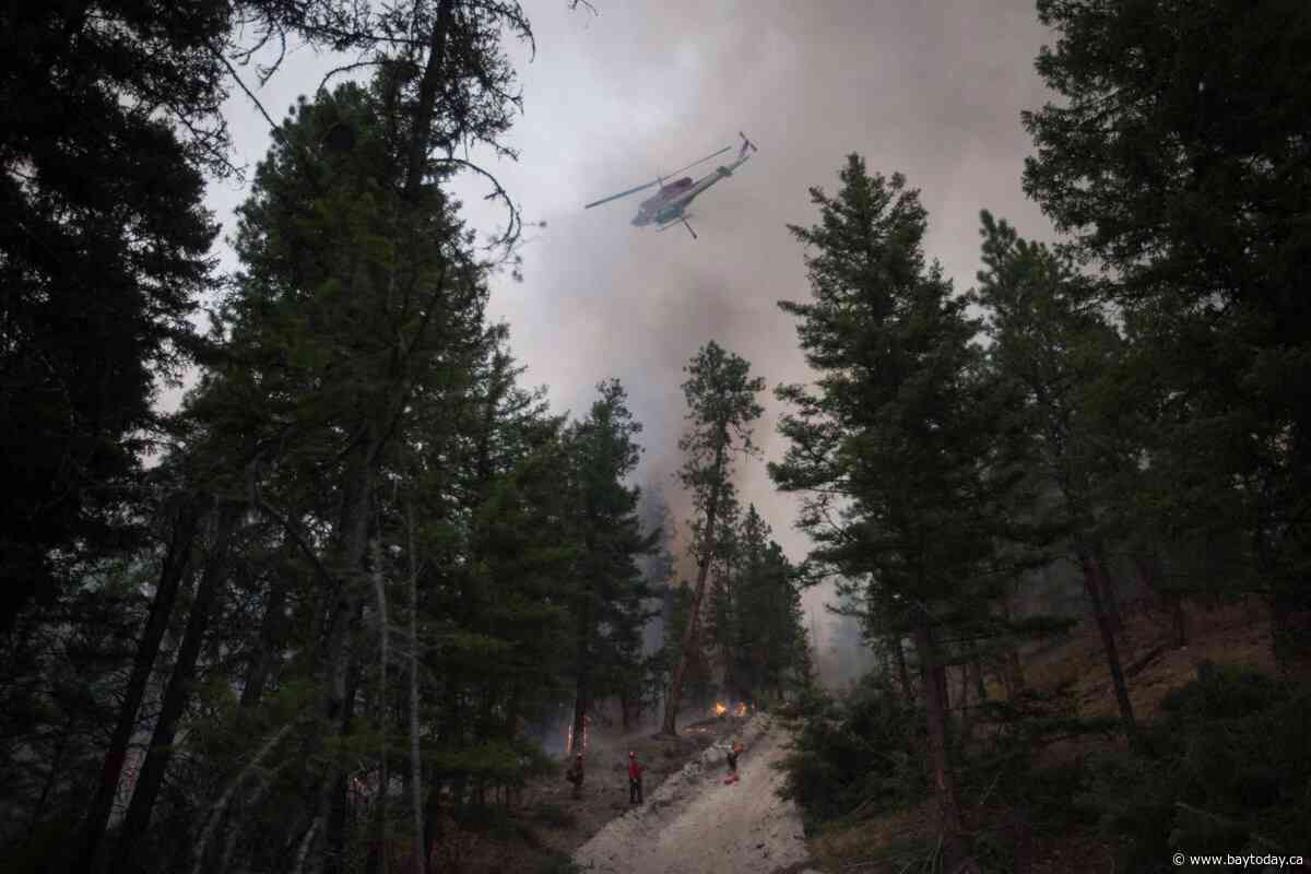 B.C. sending almost 100 firefighters to Ontario, after 42 deployed to Manitoba