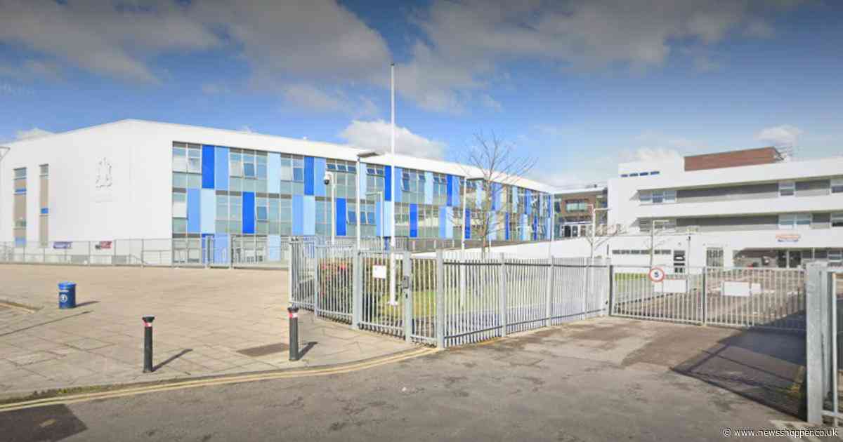 Girl, 13, arrested after school in Bromley enters lockdown