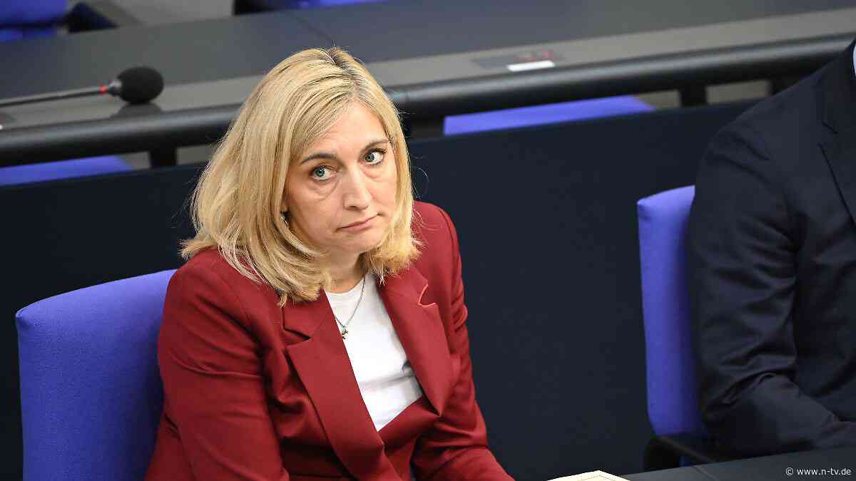 Zuschuss für Bürgergeldempfänger: Gesundheitsministerin fordert vom Bund Milliardenspritze