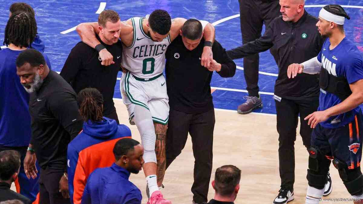 Jayson Tatum out of hospital, met with Boston teammates