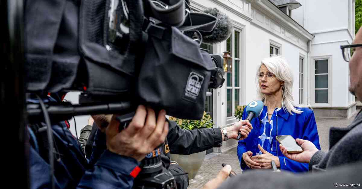Huurbevriezing voor sociale huurwoningen niet voor particulieren, ’te ingewikkeld’, zegt minister Keijzer