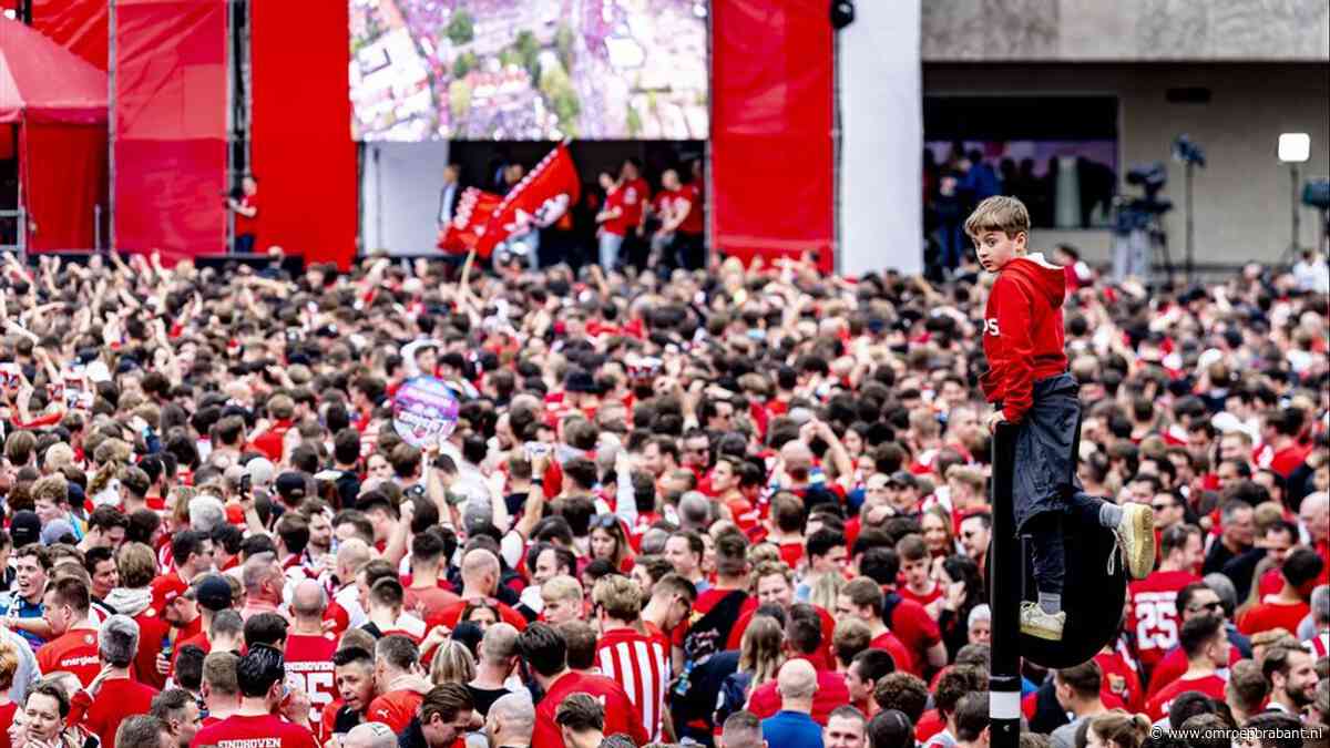 Titelfeest van PSV gaat gemeente zes ton kosten: 'Willen voorbereid zijn'