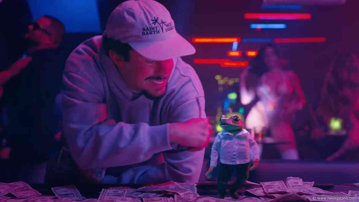 Bad Bunny Cheers Up His Frog Pal Concho With Some Strippers in ‘Ketu TeCré’ Video
