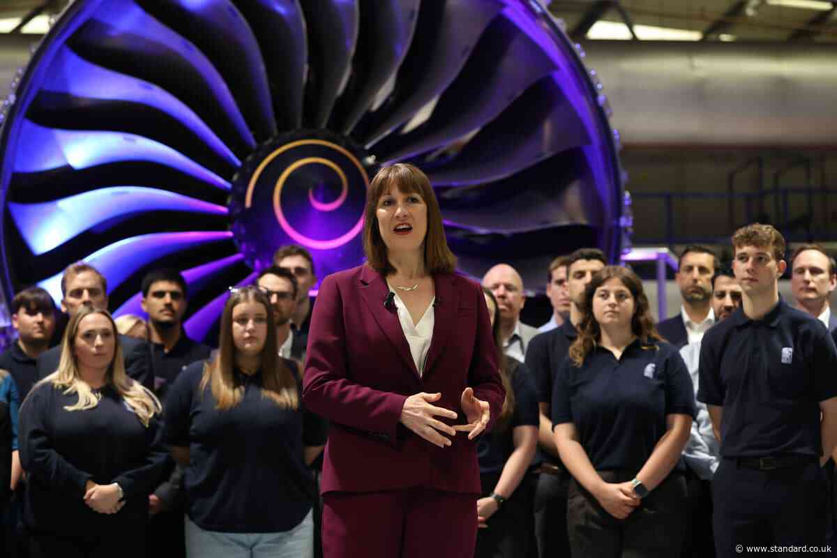 Rachel Reeves faces call from her local Labour party to abandon welfare cuts