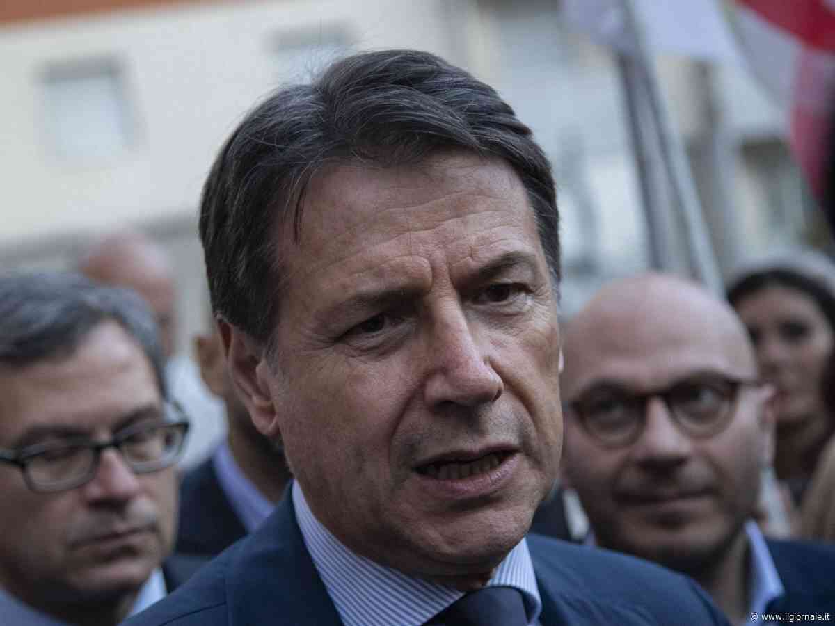 L'opposizione attacca e va in cortocircuito