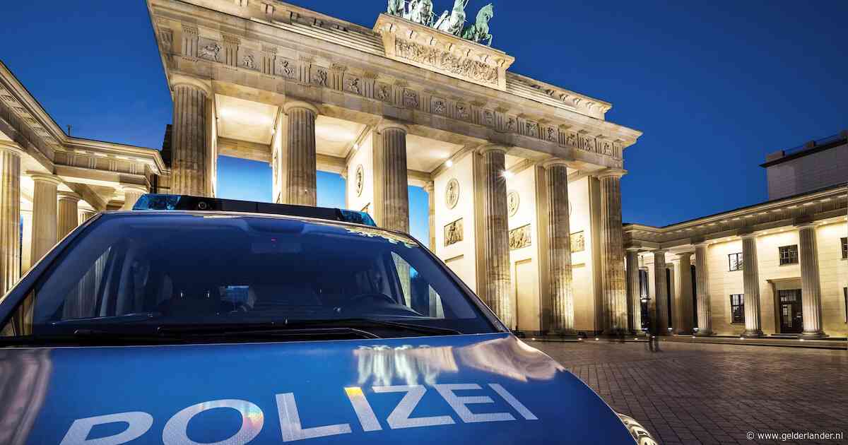 Politieagent in Berlijn in nek gestoken, ernstig gewond