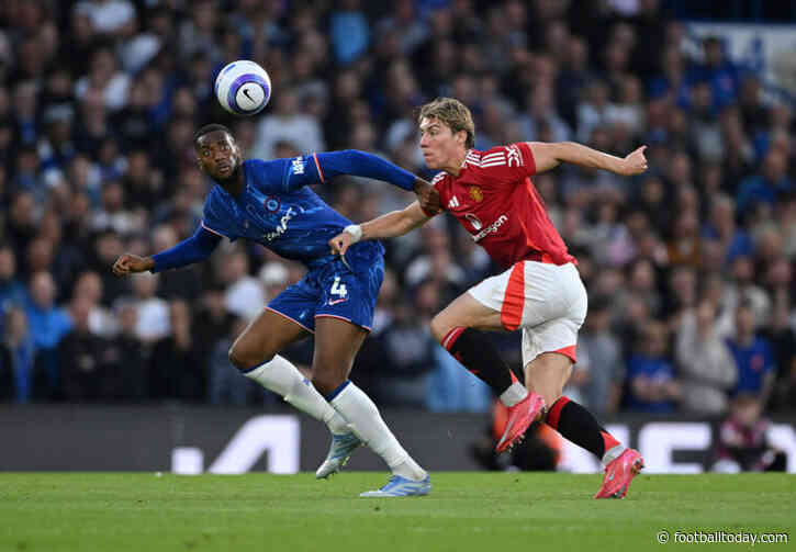 &#8220;He looked like he&#8217;s just come out of the academy&#8221; &#8211; Ex-Man Utd star blasts Rasmus Hojlund after woeful performance v Chelsea