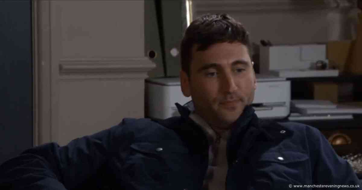 Coronation Street fans 'point finger' at Kit ahead of 'death' as Mick secret exposed