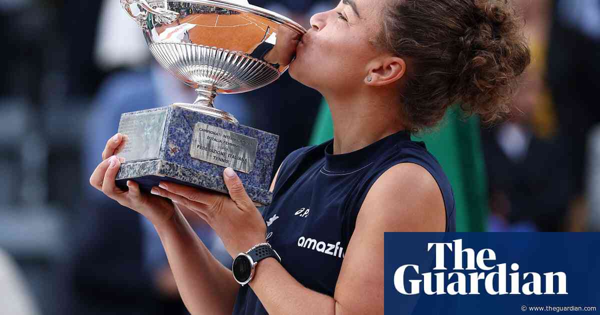 Paolini storms to victory over Gauff to win Italian Open and make history