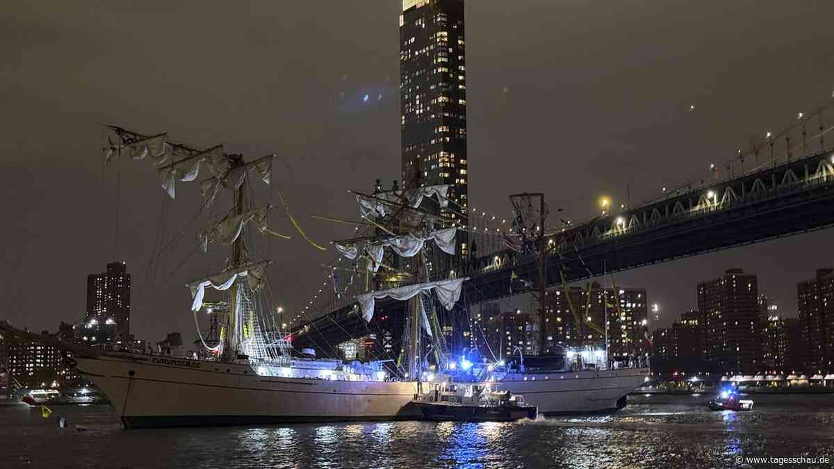 Schiff der mexikanischen Marine rammt Brooklyn Bridge in New York