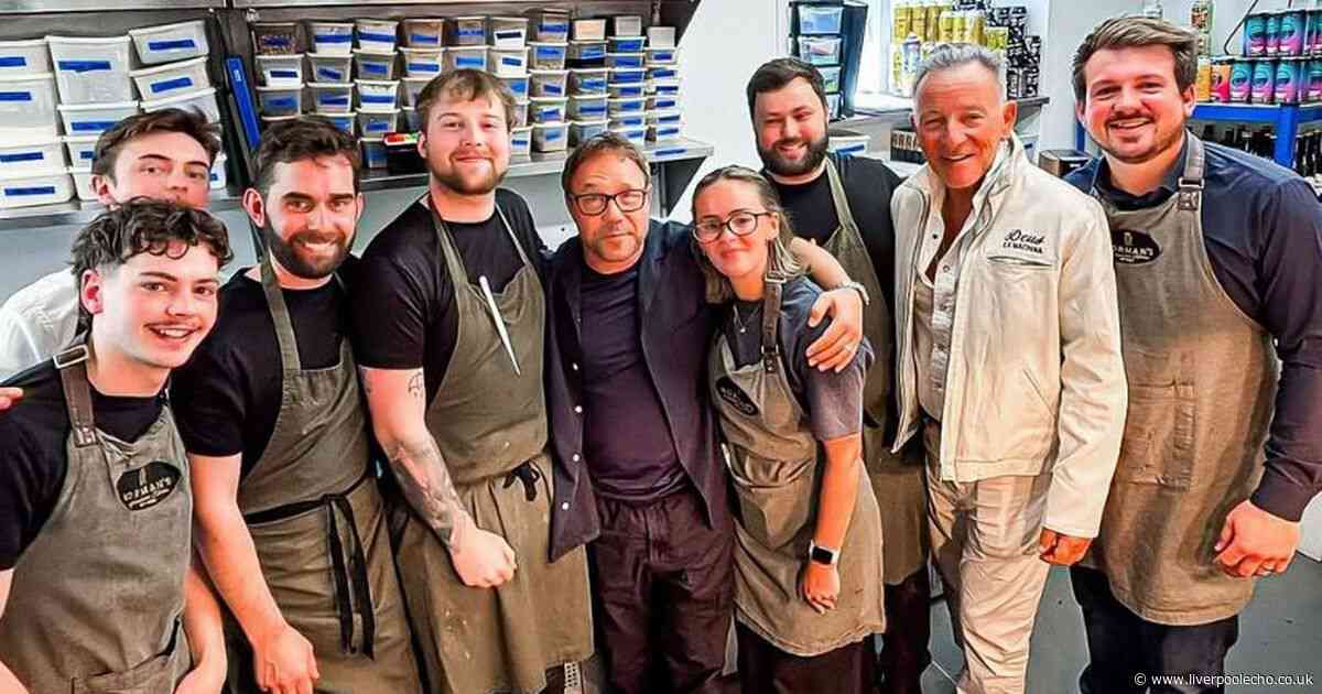 Bruce Springsteen and Stephen Graham spotted at neighbourhood restaurant