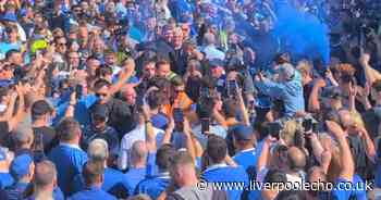 Everton legend mobbed as fans chant his name outside Goodison Park