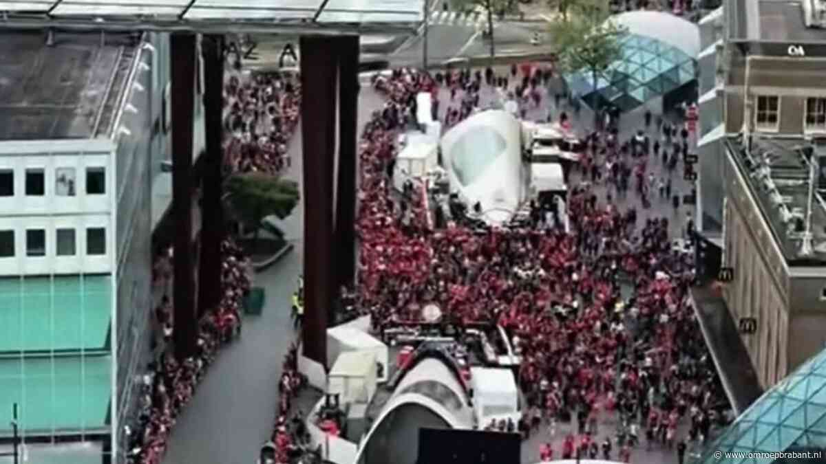 Kampioenskoorts stijgt in Eindhoven, eerste fans stromen de stad in