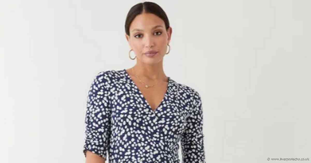 Debenhams' fashion fans snap up no-iron 'flattering' midi dress that 'fits perfectly'