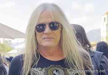 SEBASTIAN BACH Says He Has 'Never Listened' To Any SKID ROW Recordings With Other Singers: 'Why Would I Listen To That?'