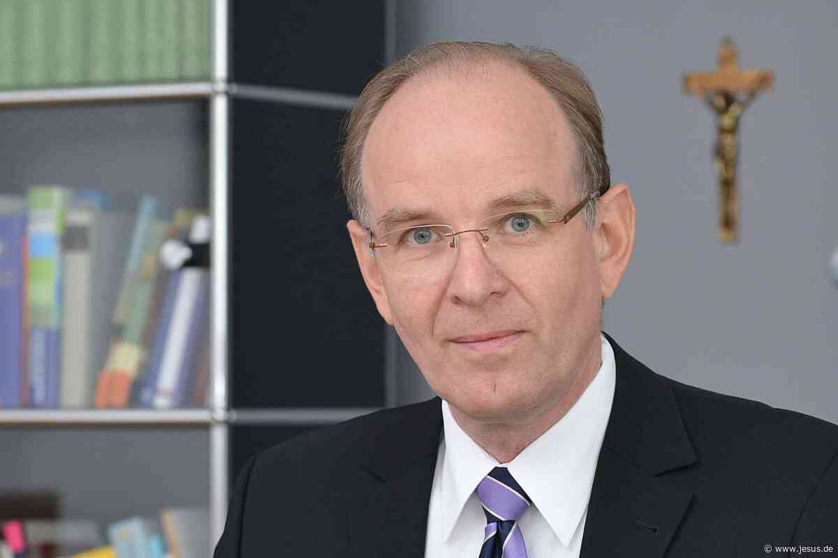 Bischof Meister weist Rücktrittforderungen zurück