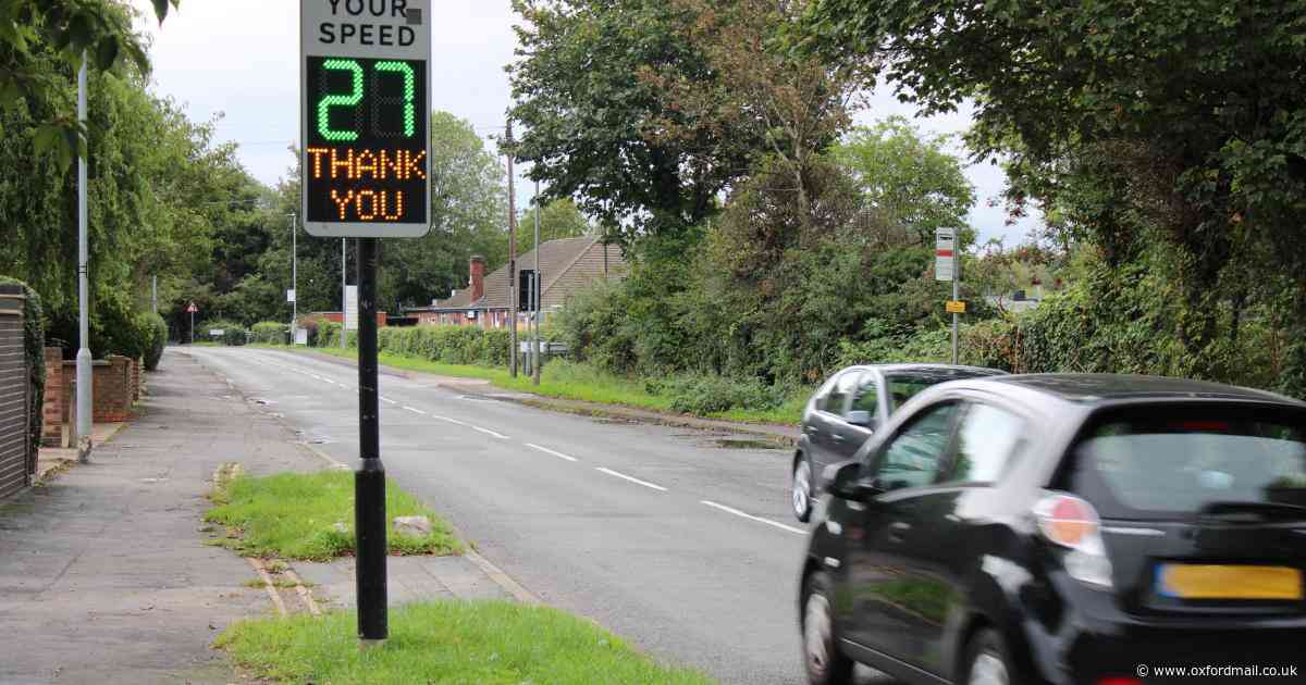 Can I be fined for speeding while overtaking? What the law and Highway Code say