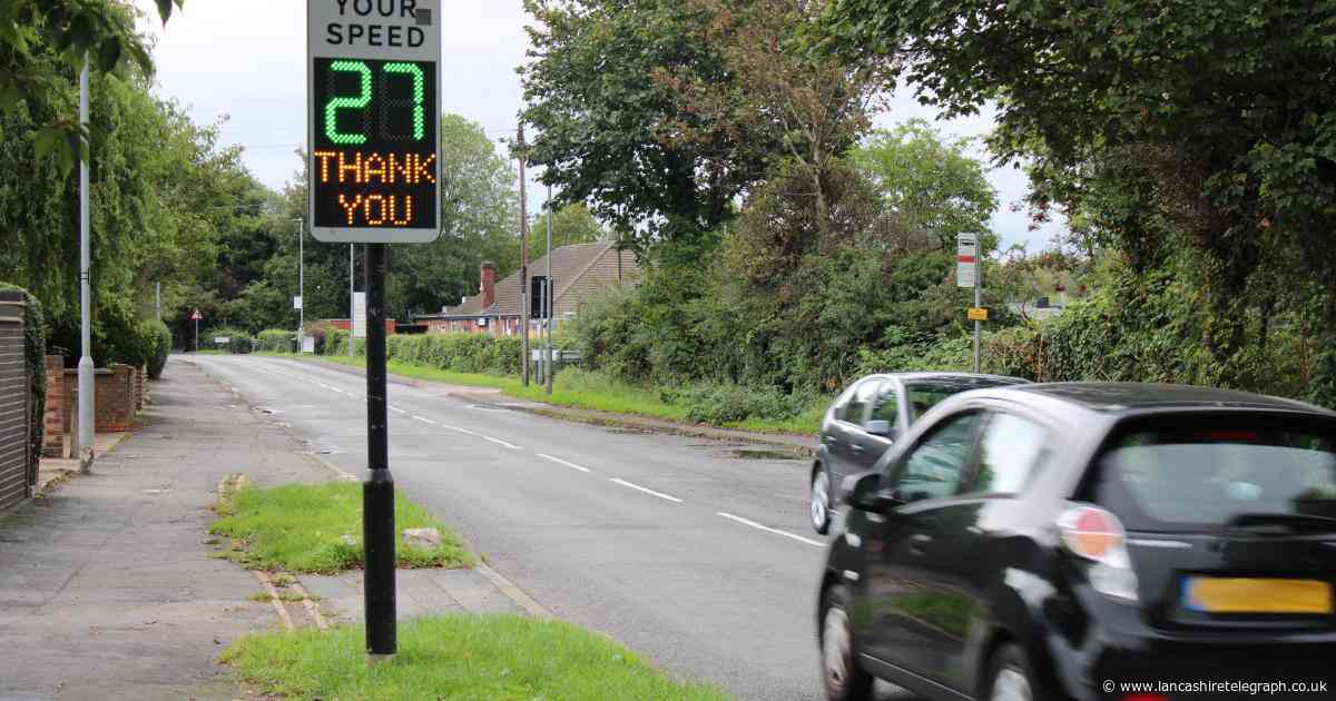 Can I be fined for speeding while overtaking? What the law and Highway Code say