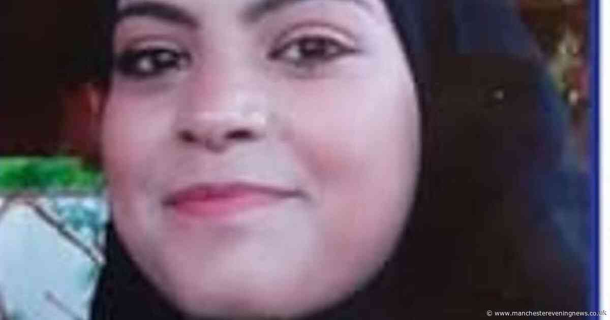 Police searching for 15-year-old girl believed to be in Manchester