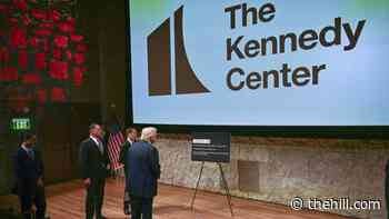Watch: Trump attends Kennedy Center board dinner