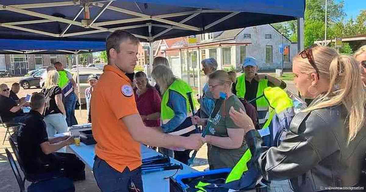 Finsterwolde blijft zoeken in bos naar vermiste Jeffrey (10) en Emma (8)