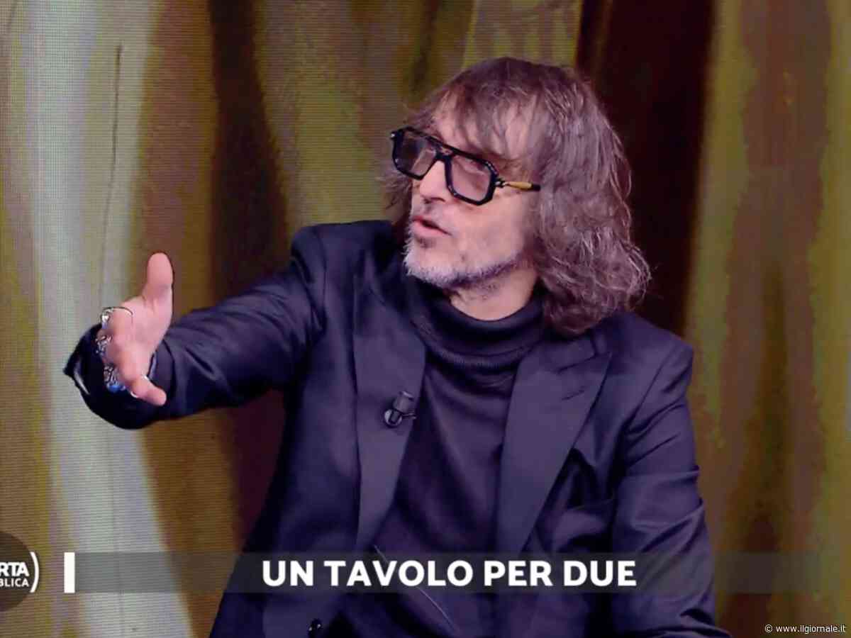 "Peggo i centri sociali o un teatro?". Cruciani smonta Gassmann