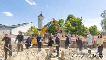 Historischer Spatenstich