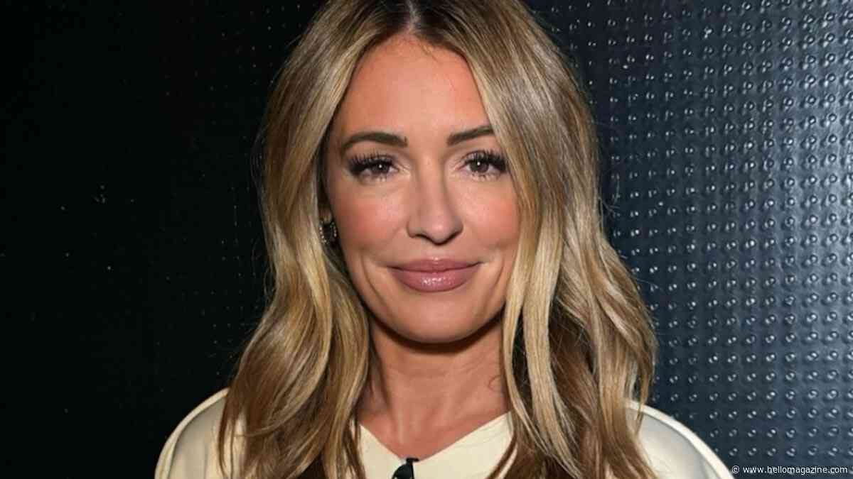 Cat Deeley schools us on the perfect outfit formula - a cropped jacket and jeans