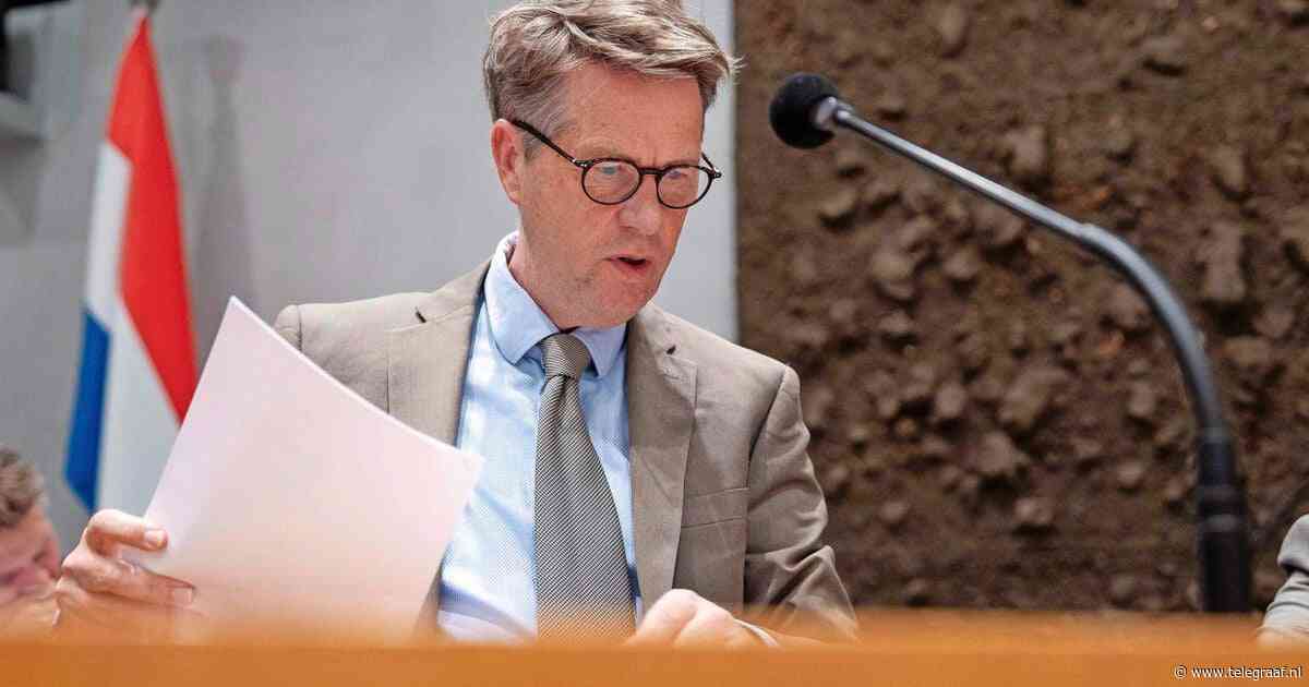 Kamerbestuur doet nu geen onderzoek, wacht uitspraak rechter af in zaak-Arib: ’Maar nemen het serieus’