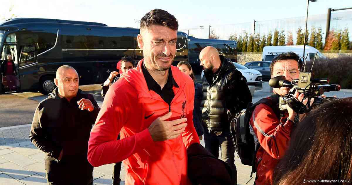 Ex-Man City and Liverpool winger 'in the frame' for Hull City manager job