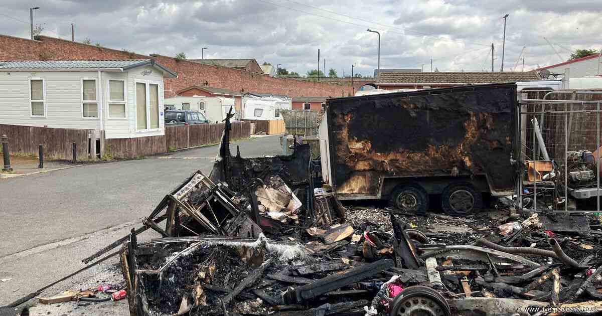 'We couldn't open the door, we couldn't open the windows, we couldn't do anything for the smoke'