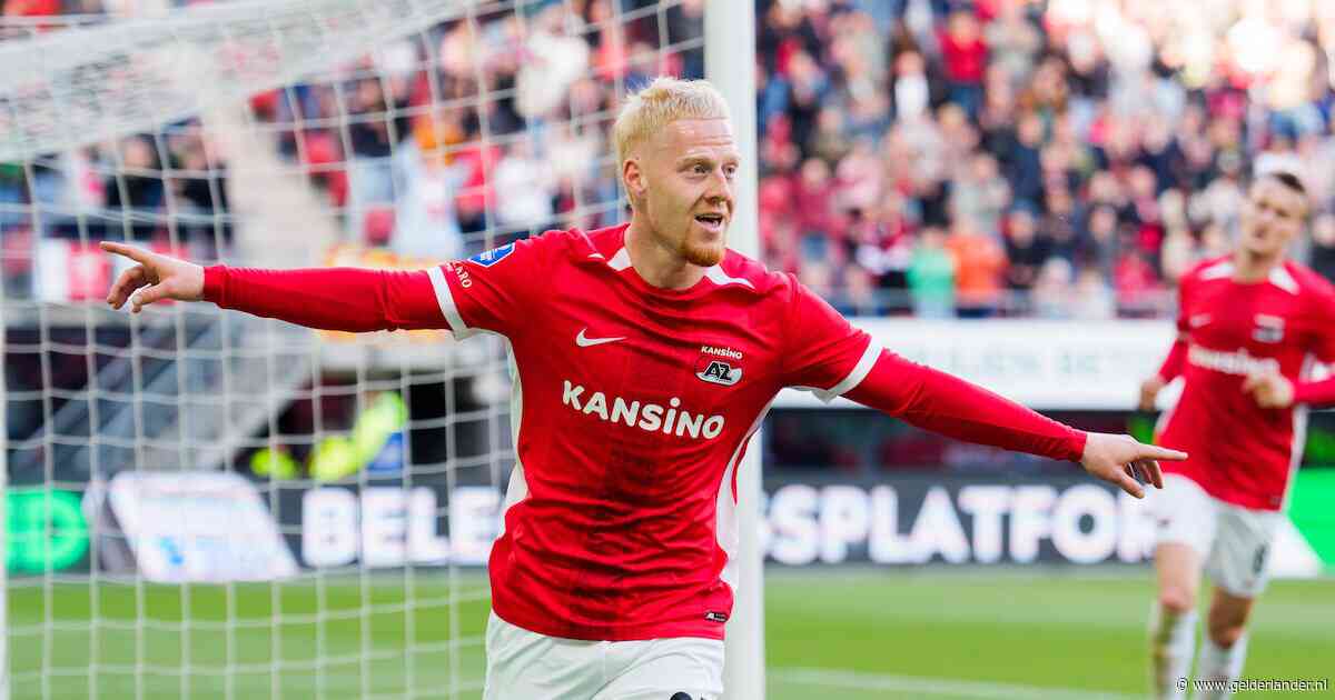 LIVE play-offs | Meerdink beslist halve finale tegen Heerenveen al voor rust, Clasie loopt warm