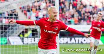 LIVE play-offs | Meerdink beslist halve finale tegen Heerenveen al voor rust, Clasie loopt warm