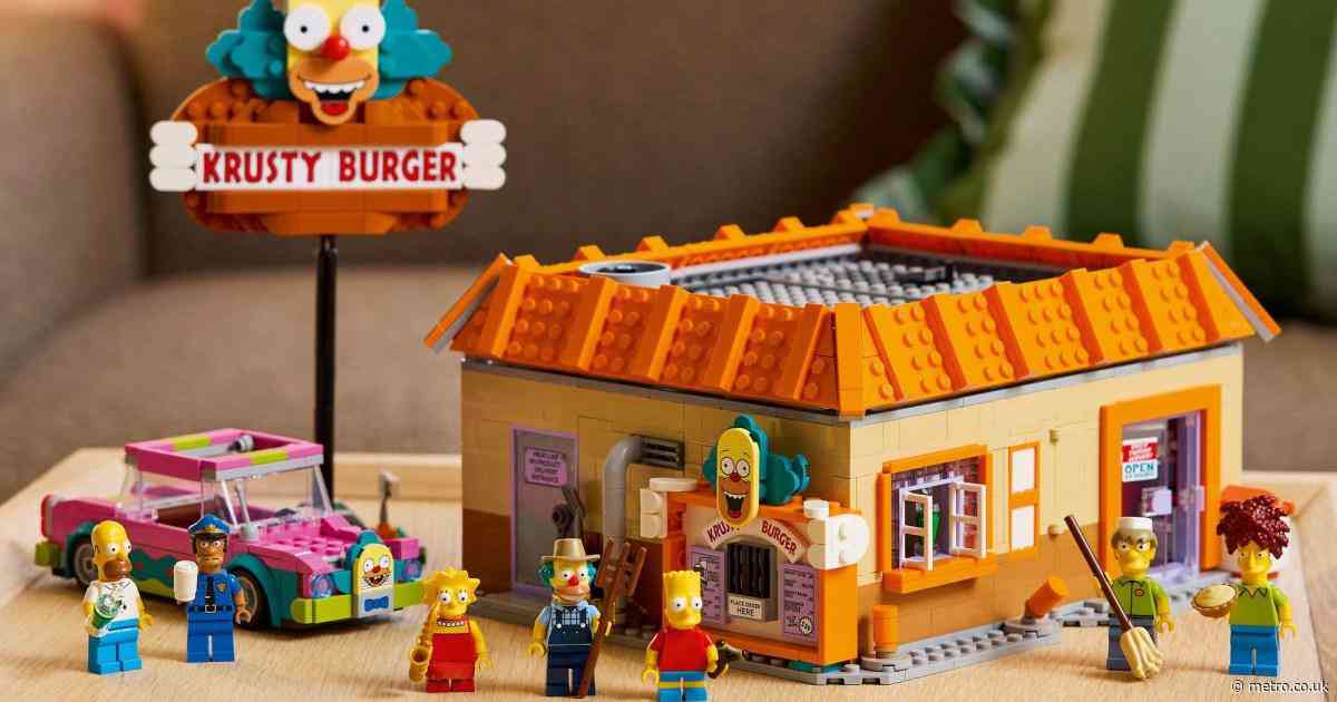 Lego is serving up a tasty visit to The Simpsons Krusty Burger