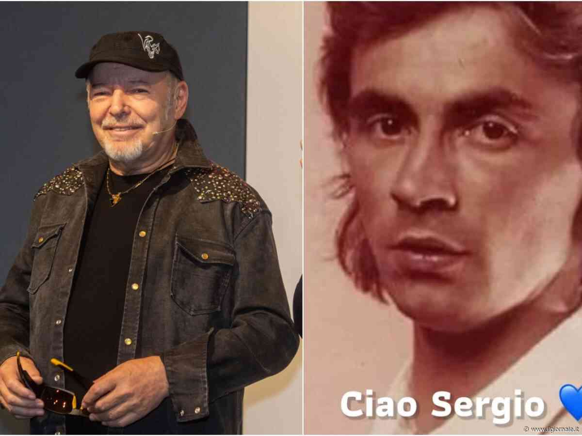 Lutto per Vasco Rossi. La dedica social "E poi ci troveremo come le star..."