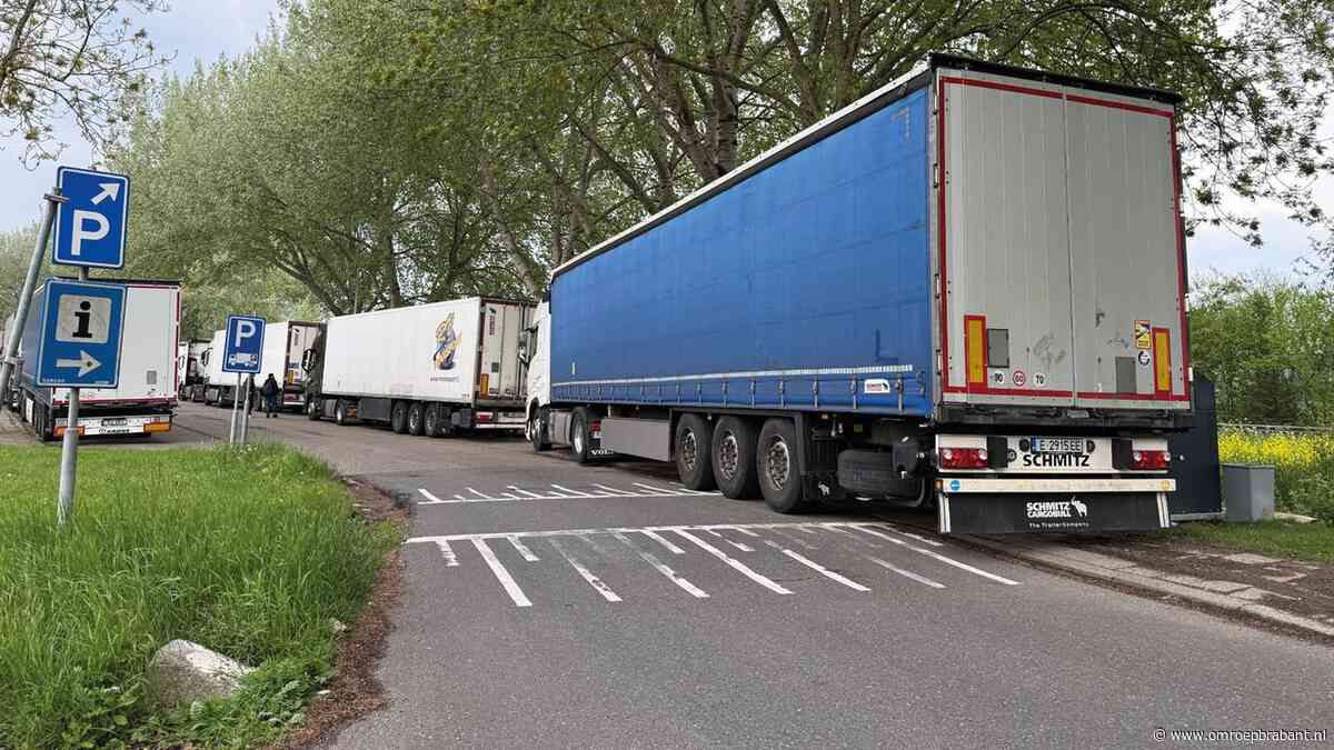 Al 2 jaar niets gedaan aan gigantisch tekort parkeerplaatsen vrachtwagens