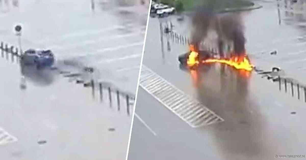Bizar ongeval in Rusland: auto vliegt in brand