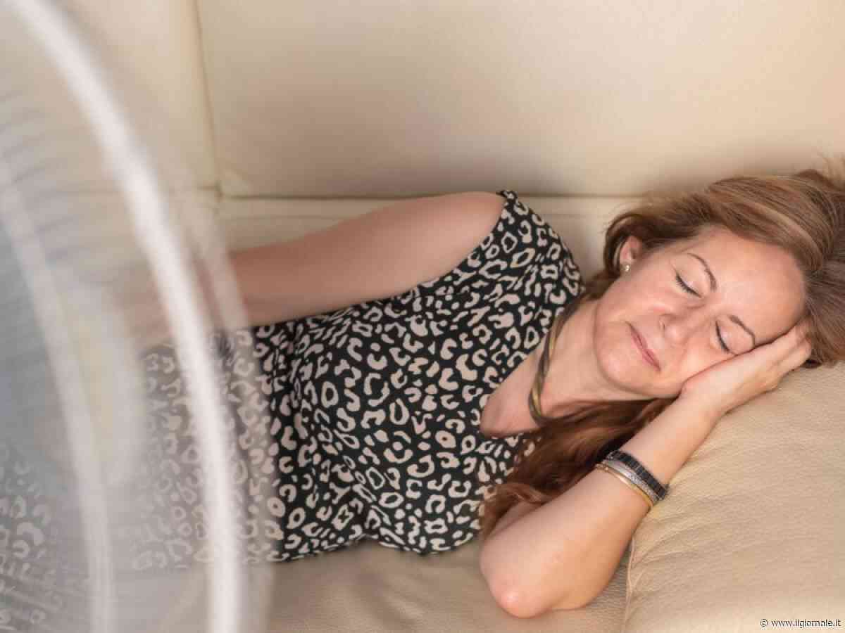 Dormire con il ventilatore acceso, tutti i rischi