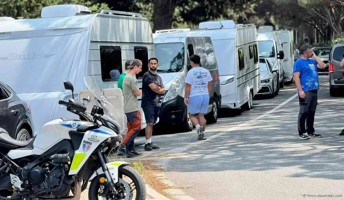 Des centaines de caravanes de gens du voyage sur l’aérodrome de Fayence-Tourrettes