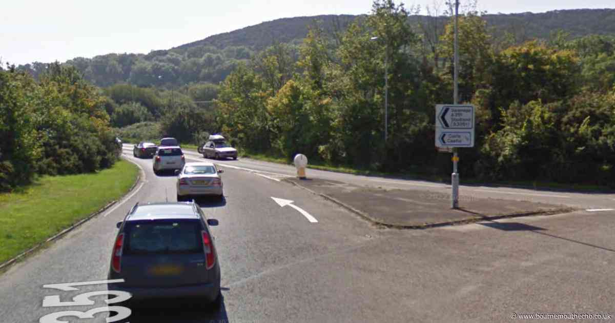 Emergency services response to two-vehicle crash near Corfe Castle