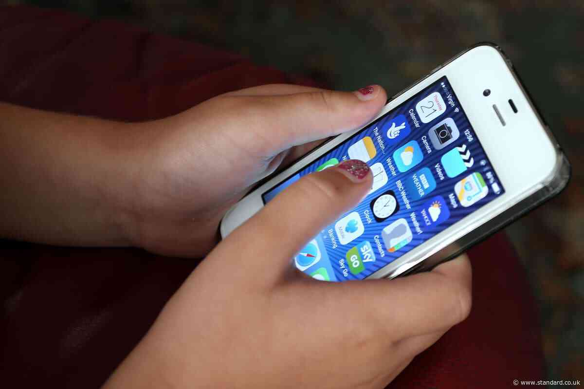 Government urged to disrupt ‘addictive grip’ of smartphones on children’s lives