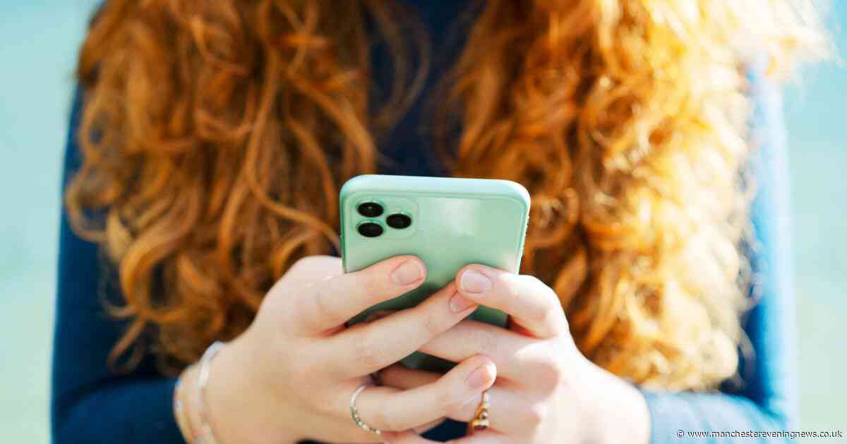 Warning issued to women using period tracker apps over 'real and frightening risks'