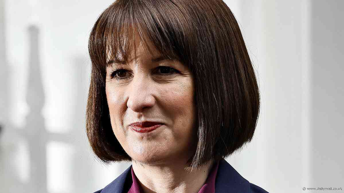 Amazingly there are 12% of voters who think Rachel Reeves does a GOOD job! Survey gives damning insight into Chancellor's policy backlash