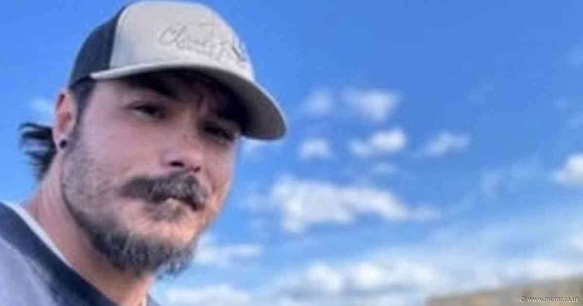 Travis Decker: Police say they've spotted dad wanted for 'murdering daughters'