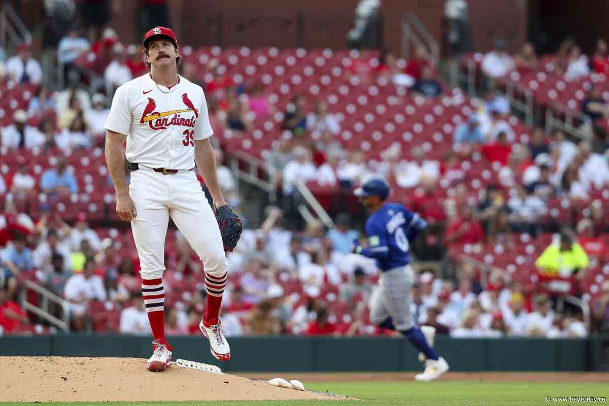 Giménez, Kirk homer to lead surging Blue Jays to 10-9 win over Cardinals