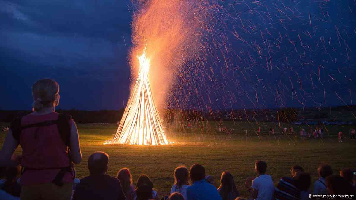 In der Region Bamberg-Forchheim stehen die Johannisfeuer an