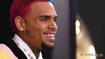 Chris Brown onherkenbaar op de Dam: 'Helpt me om normaal te voelen'
