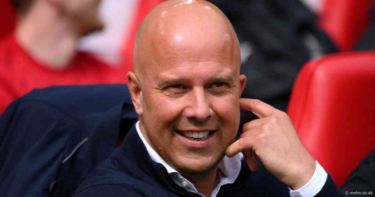 ‘I would love that’ – Liverpool urged to hijack £60m Manchester United transfer