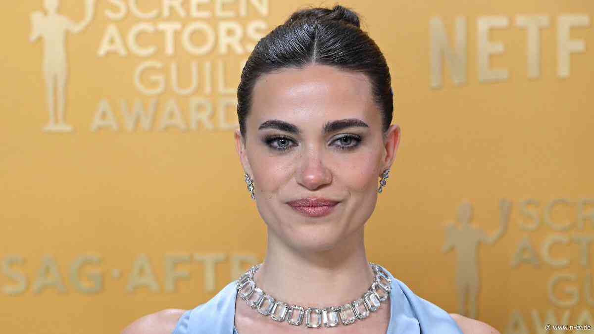 "Bin seitdem ständig angespannt": "Bridgerton"-Star überwältigt Handy-Dieb