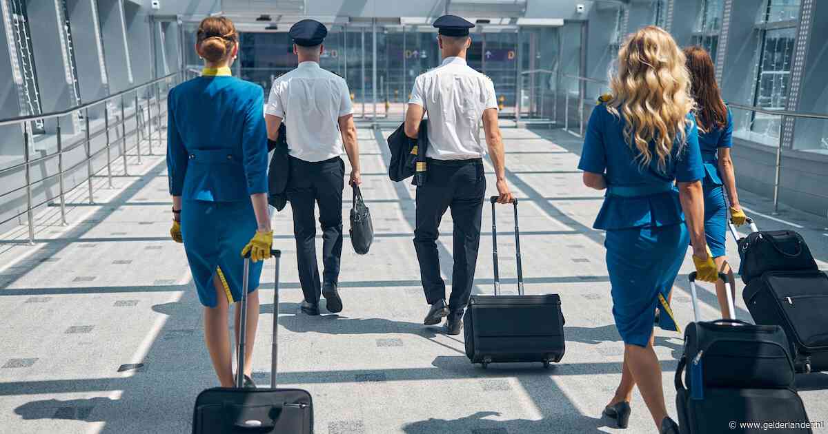 Amerikaan doet zich voor als piloot of steward en vliegt 120 keer gratis in zes jaar tijd